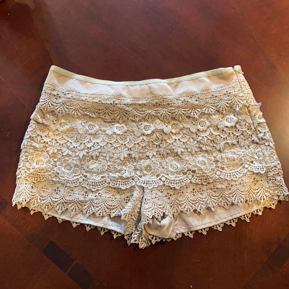 Lace shorts